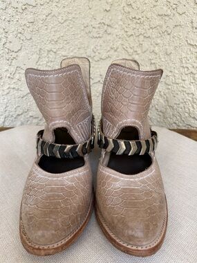 Freebird by Steven Leather Blade Boots 9